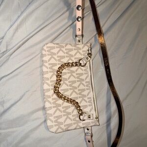 Stylish Beige Chain Strap Women's Bag